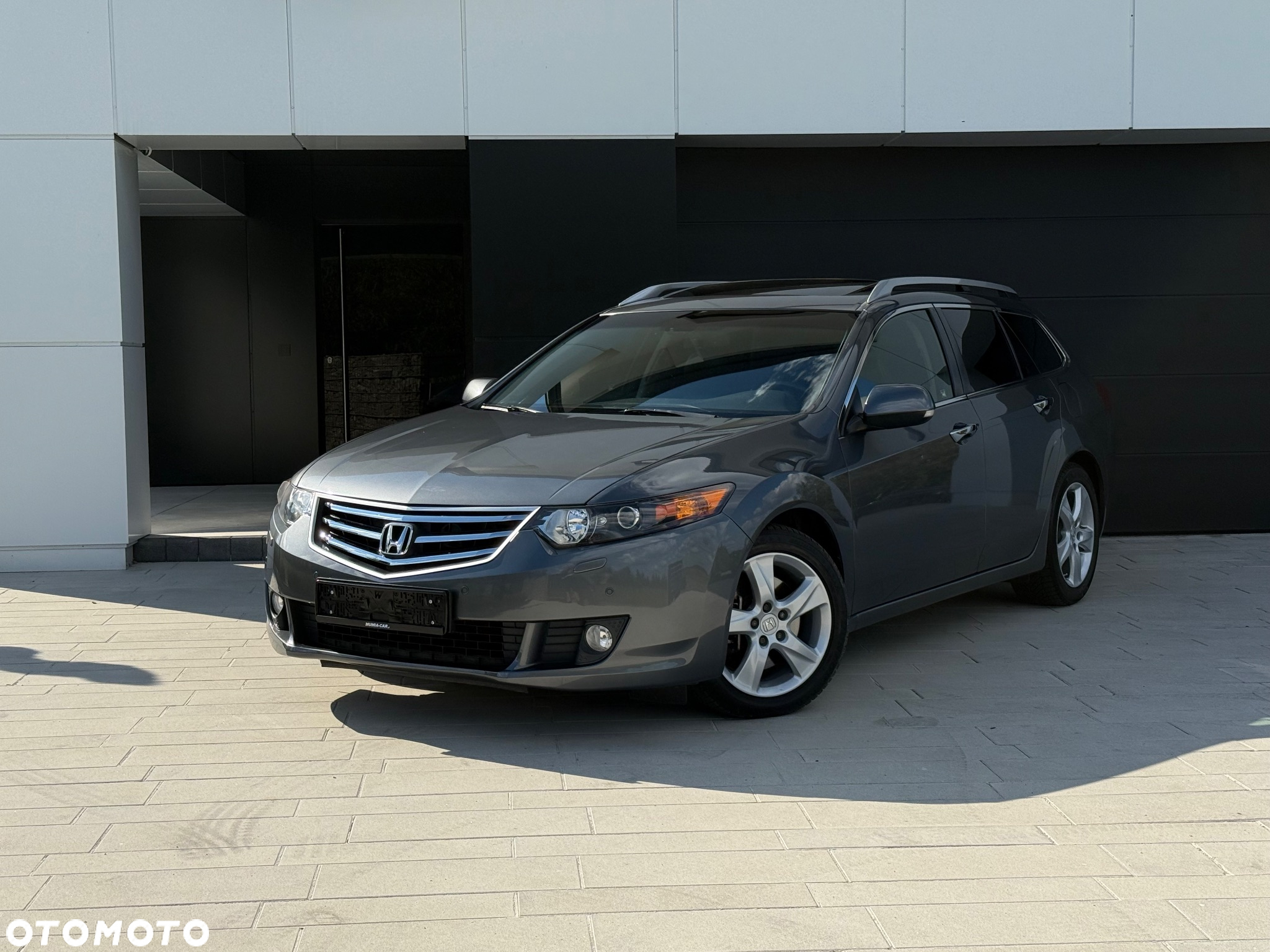 Honda Accord Tourer 2.4 Automatik Executive - 22