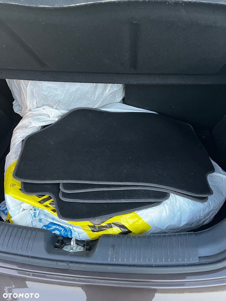 Kia Rio 1.4 Spirit - 17