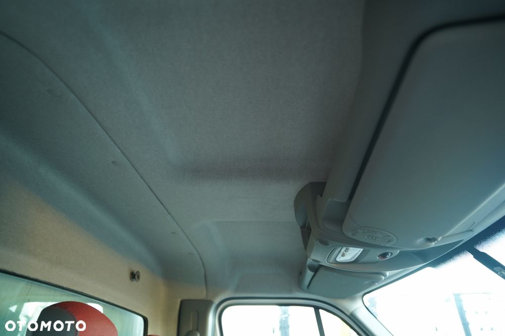 Renault MASTER   / KONTENER - 4,5  M / WINDA DHOLLANDIA - 750 kg / SPROWADZONY - 33