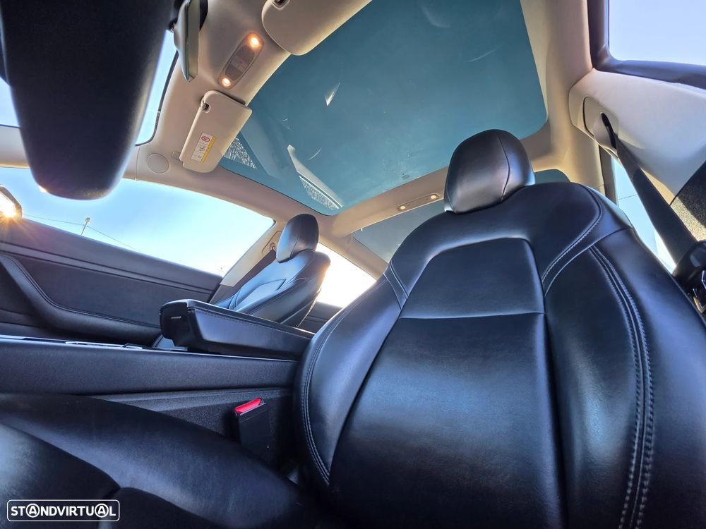 Tesla Model 3 Standard Range Plus RWD - 18