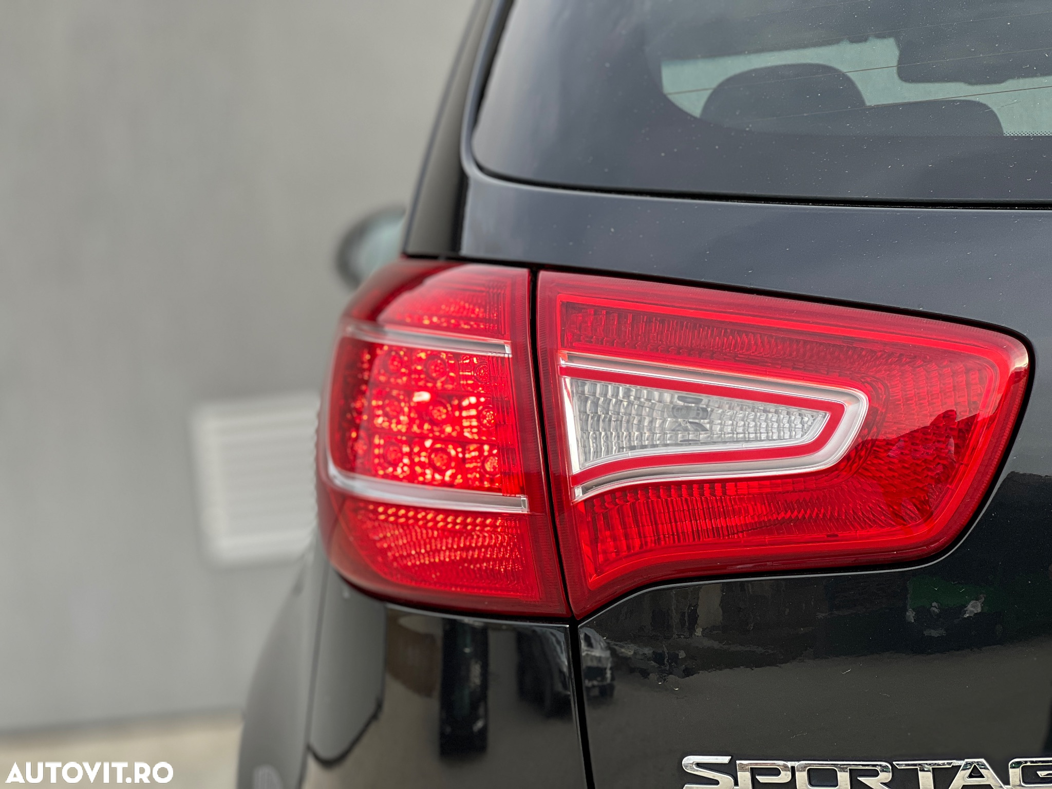Kia Sportage 2.0 DSL MT 4x4 PREMIUM - 14