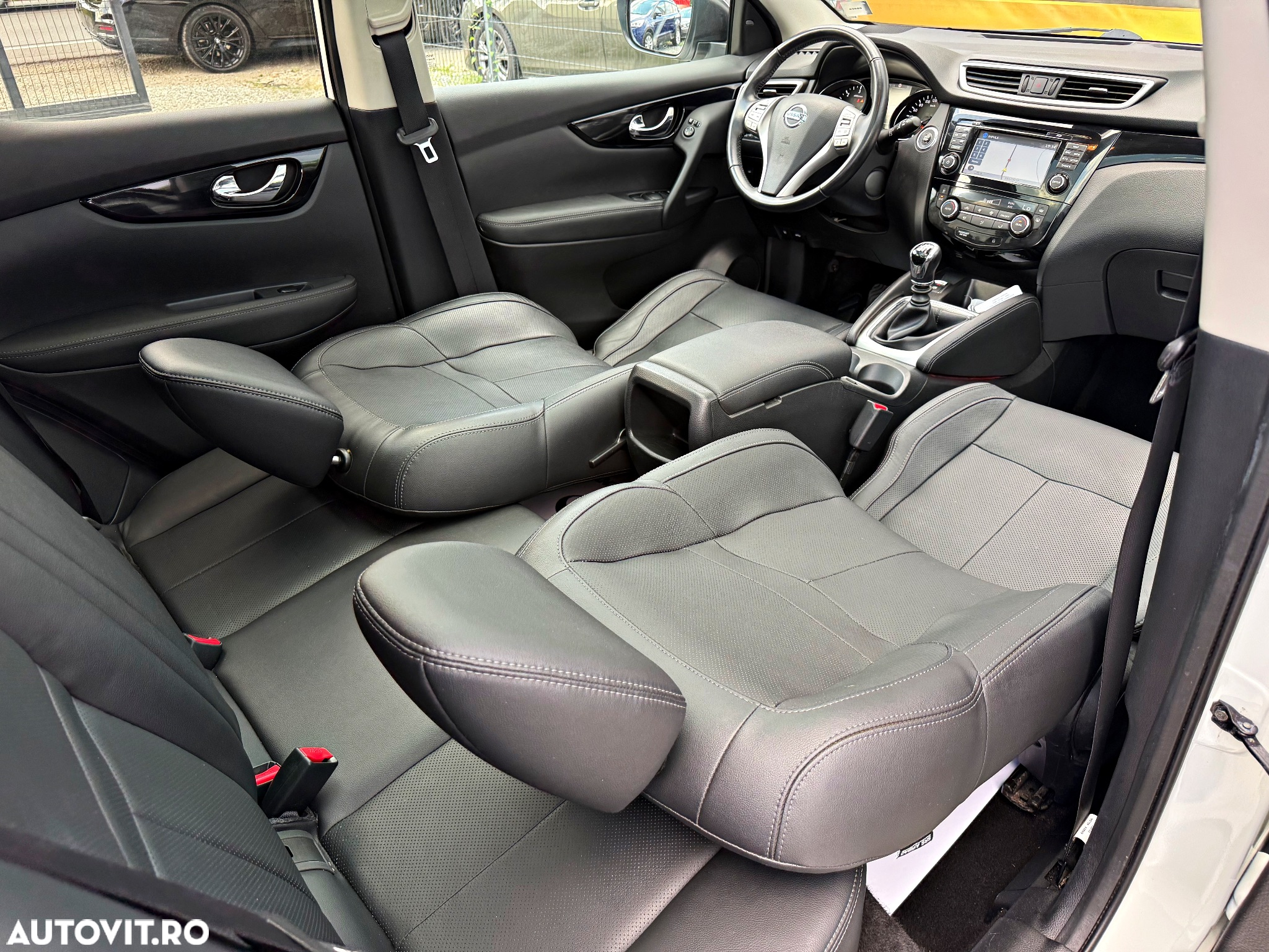 Nissan Qashqai 1.6 DCI Start/Stop Tekna - 6