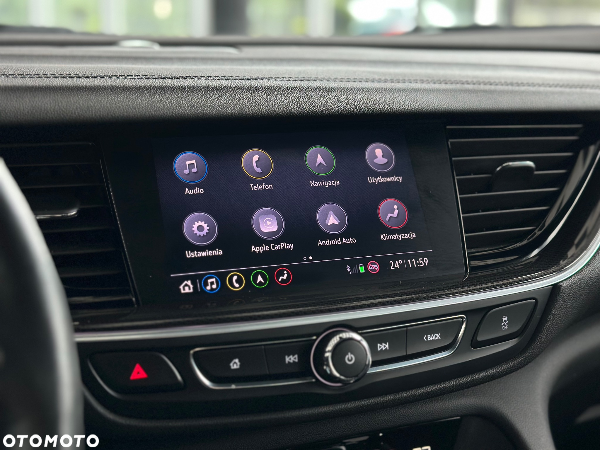 Opel Insignia - 33