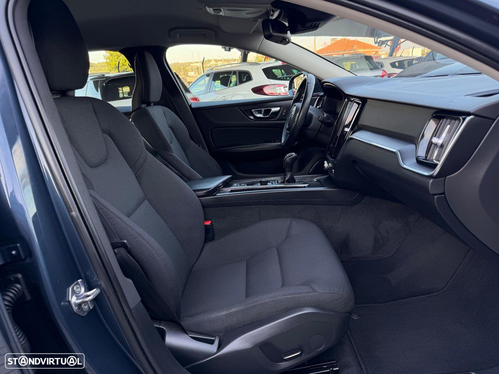 Volvo V60 2.0 D3 - 11