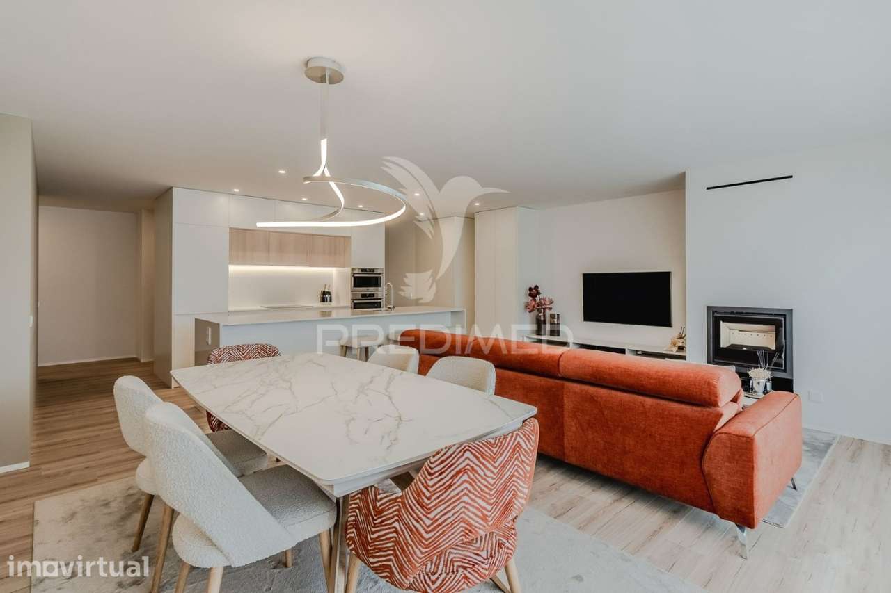 Apartamento T3+1 com três Suítes (MOBILADO)_Real, Braga - Grande imagem: 2/24