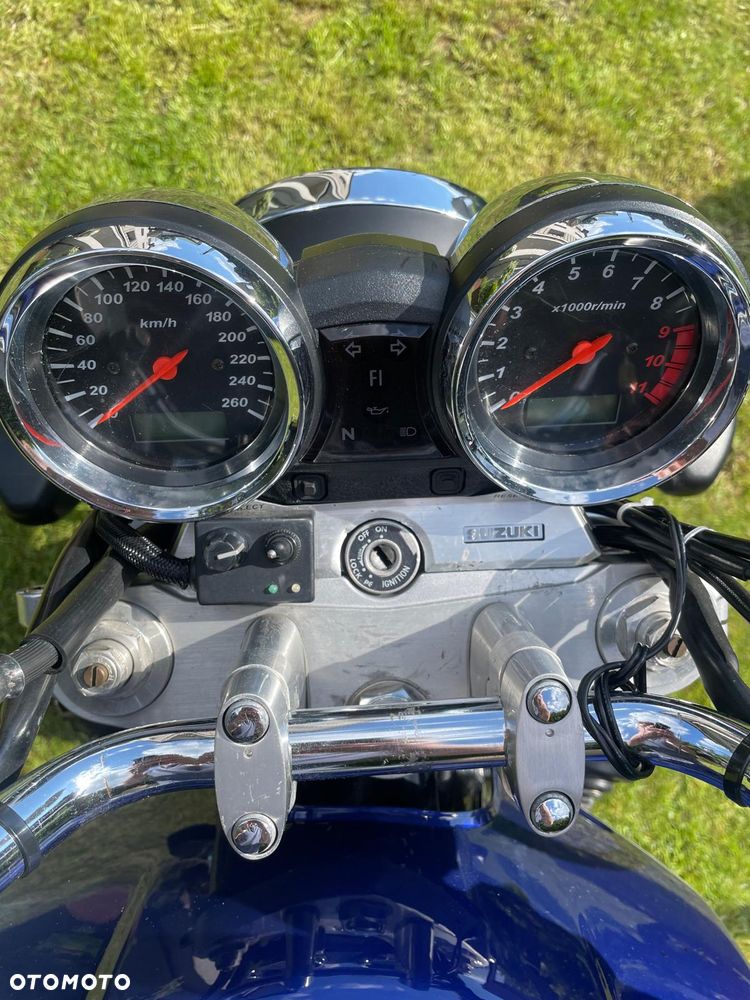 Suzuki GSX - 3