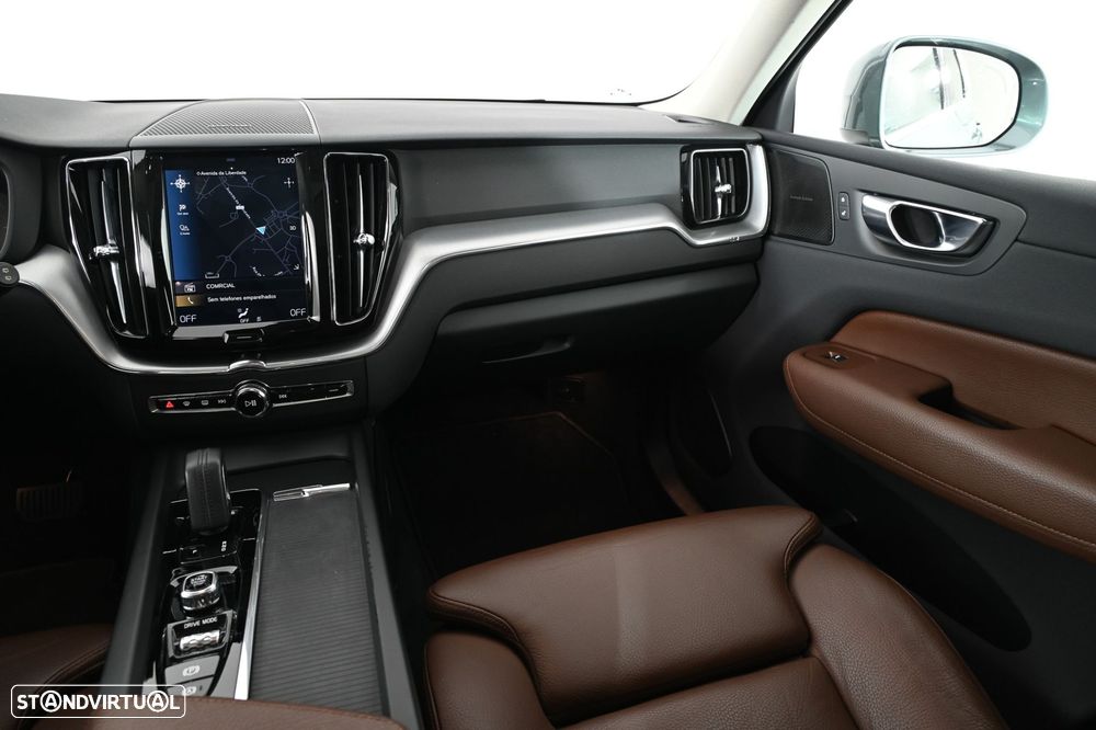 Volvo XC 60 2.0 T8 PHEV Inscription AWD - 14