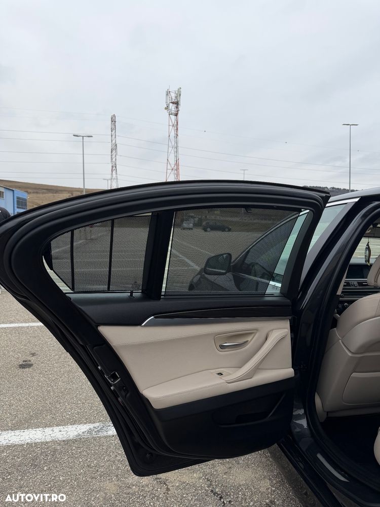 BMW Seria 5 530d Aut. - 17