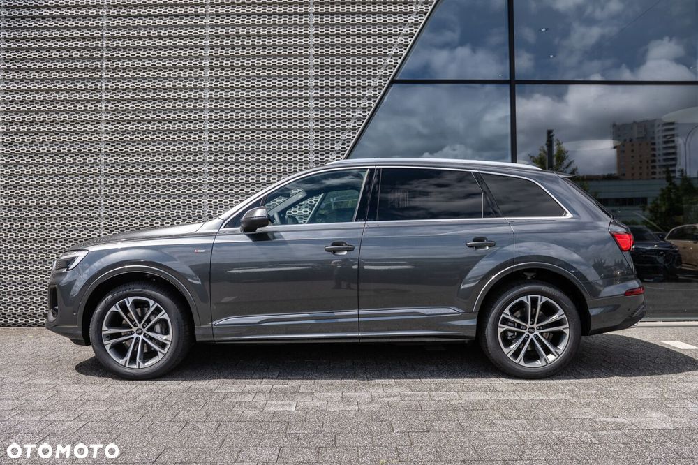 Audi Q7 - 8