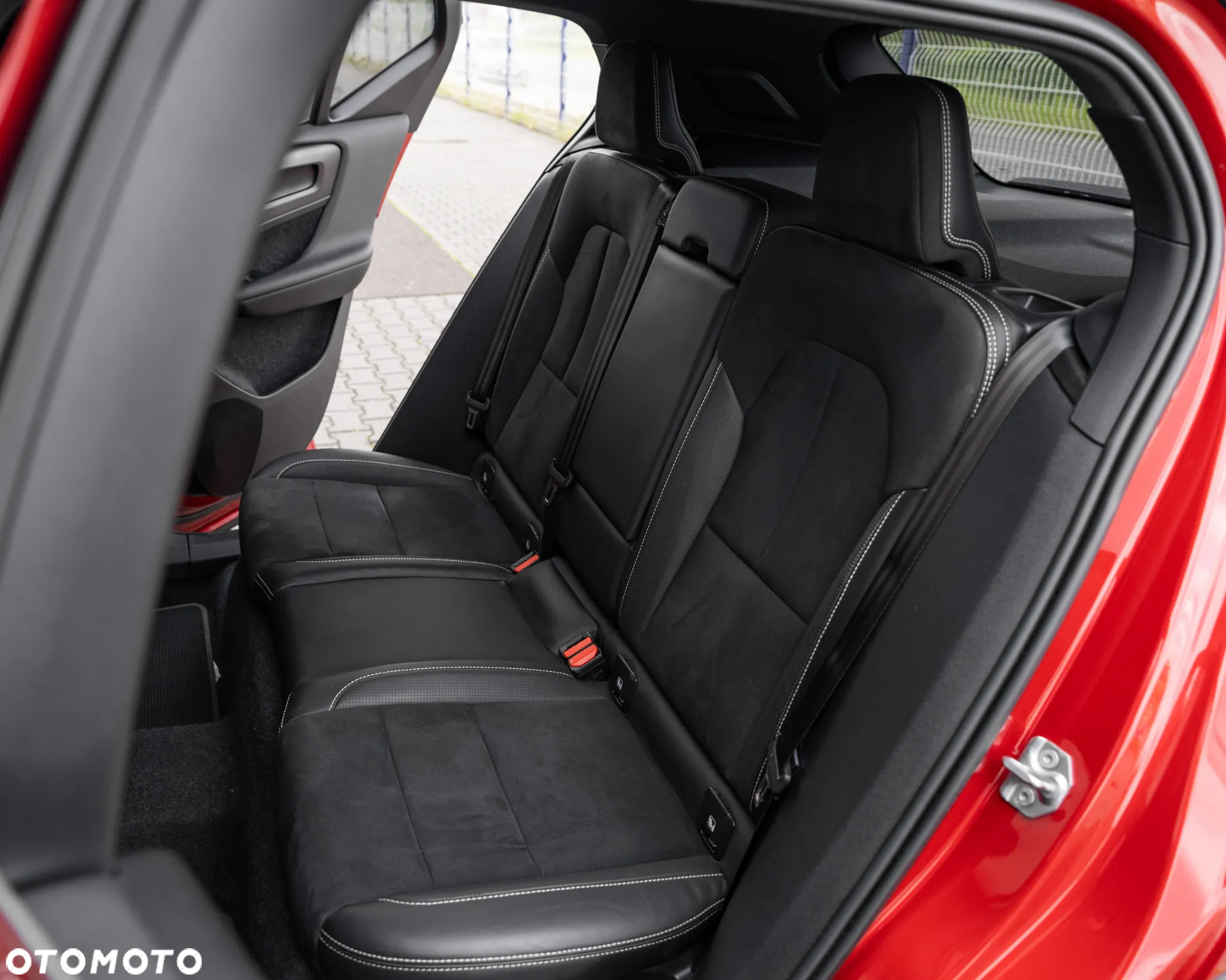 Volvo XC 40 T4 Geartronic R-Design - 24