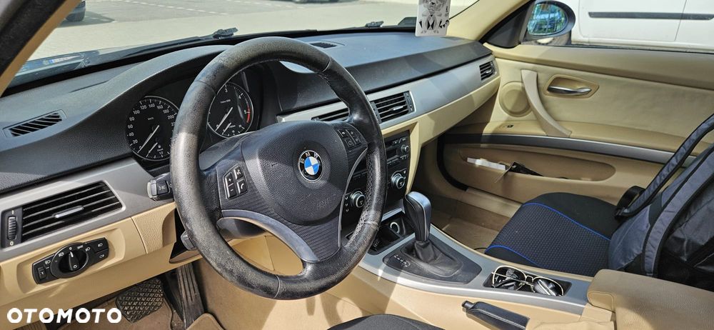 BMW Seria 3 320d DPF - 6