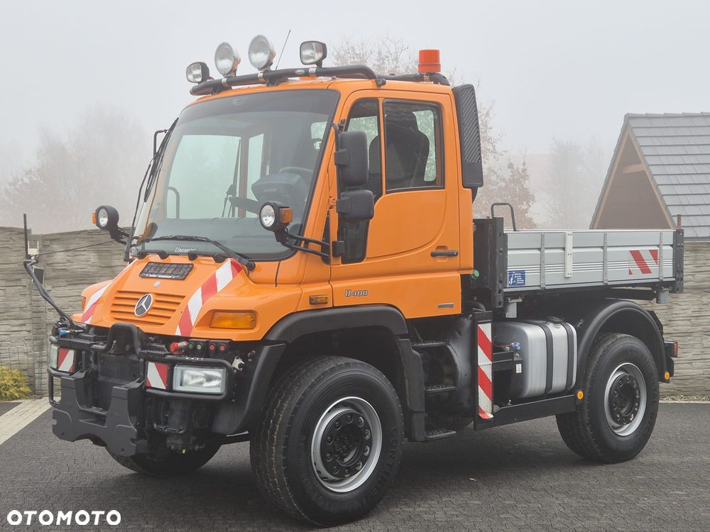Unimog U400 Ciągnik - 1