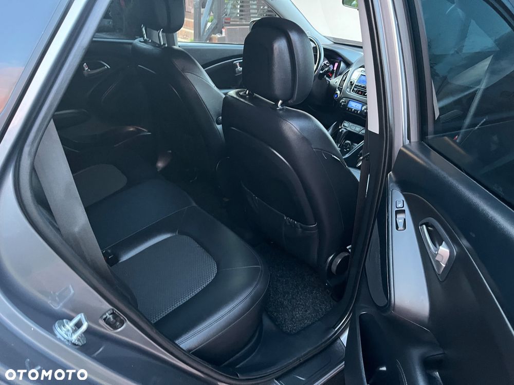 Hyundai ix35 2.0 2WD Automatik Style - 16