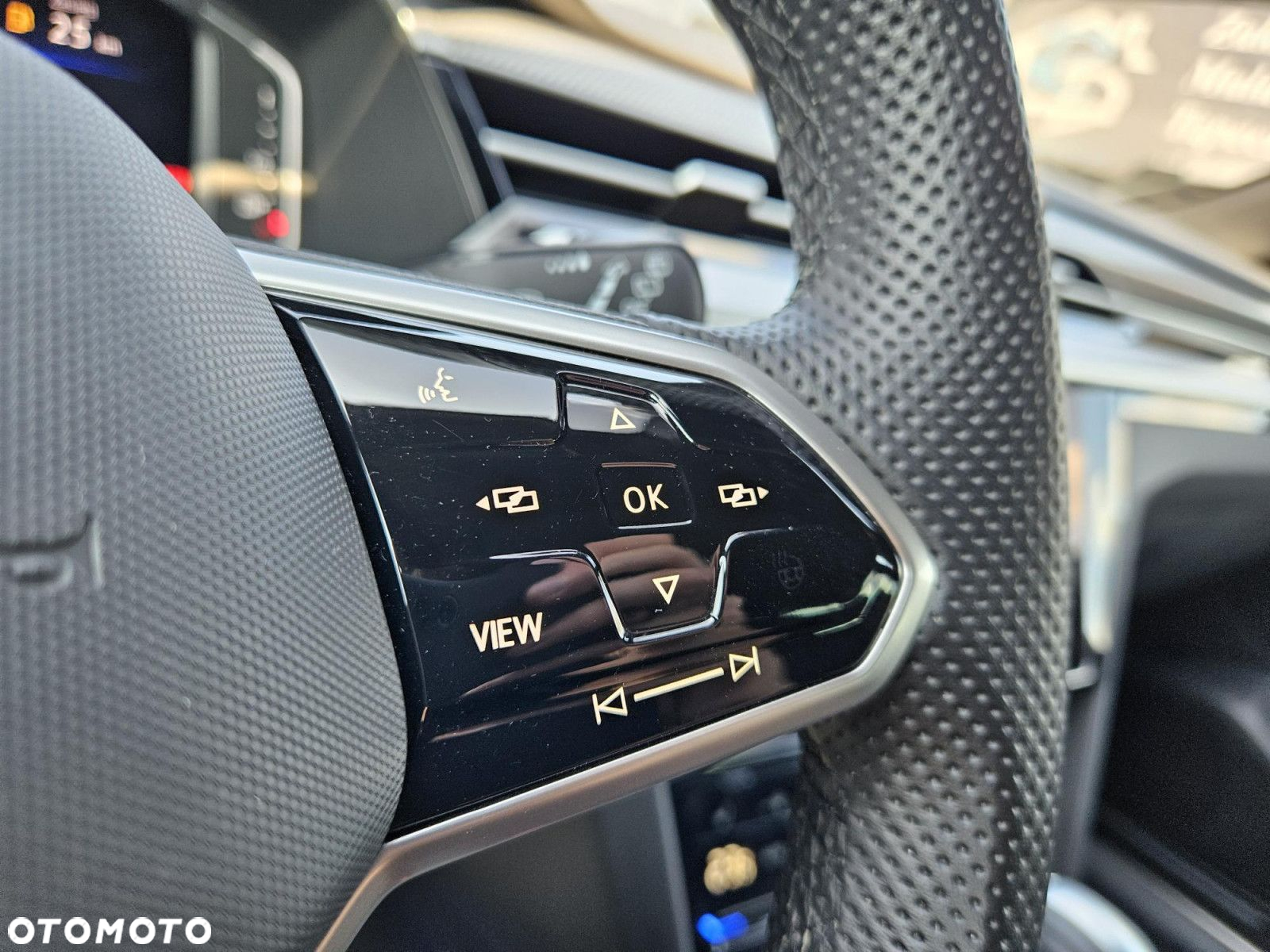 Volkswagen Arteon 2.0 TSI R-Line DSG - 23