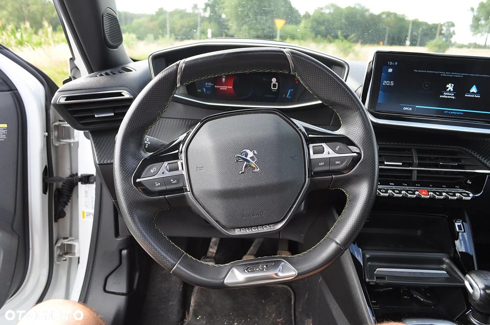 Peugeot 2008 1.5 BlueHDi GT Line S&S - 29