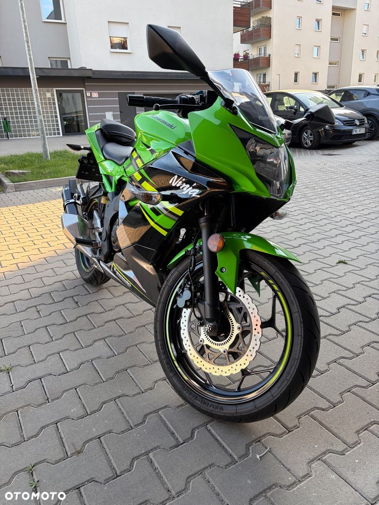 Kawasaki Ninja - 5