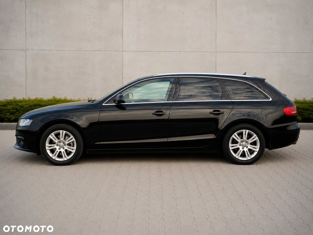 Audi A4 Avant - 6