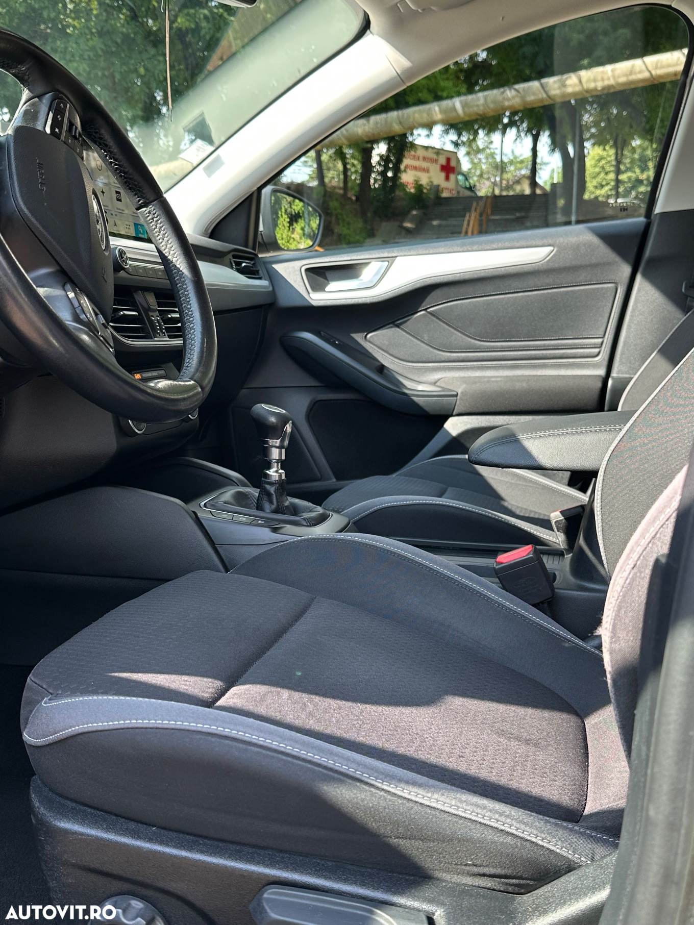 Ford Focus 1.5 EcoBlue Start-Stopp-System TITANIUM DESIGN - 17