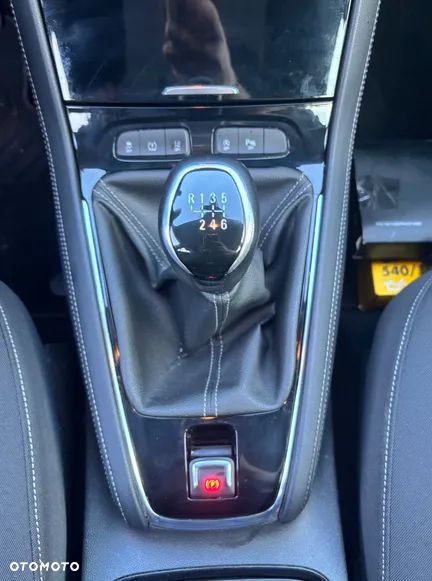 Opel Grandland X 1.2 T Ultimate S&S - 13