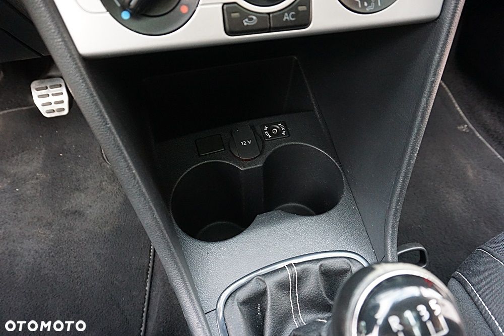 Volkswagen Polo - 29