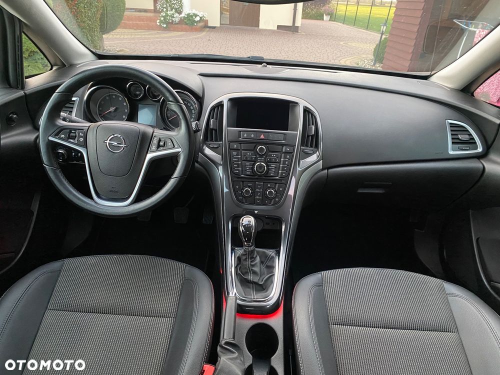 Opel Astra - 10