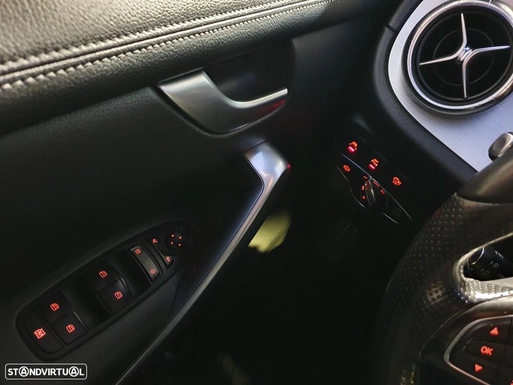 Mercedes-Benz X 250 Aut. PURE - 24