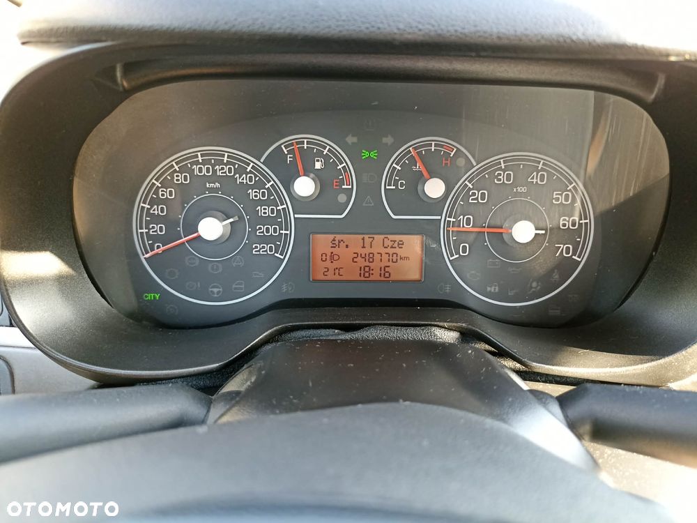 Fiat Punto - 6