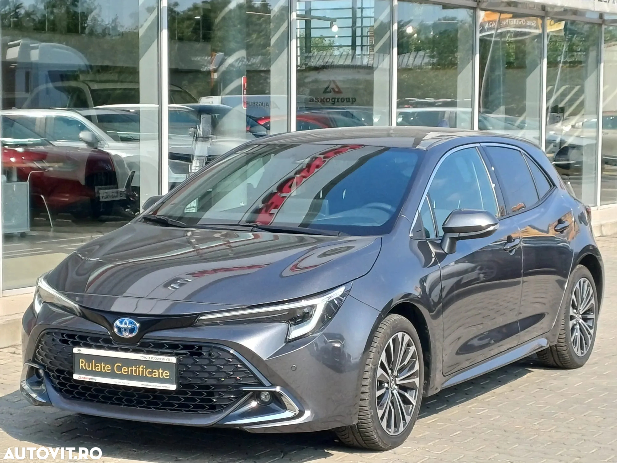 Toyota Corolla - 2
