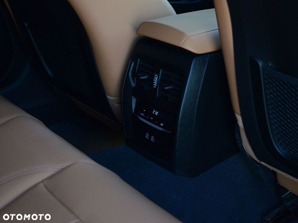 BMW Seria 4 420d xDrive mHEV M Sport sport - 34