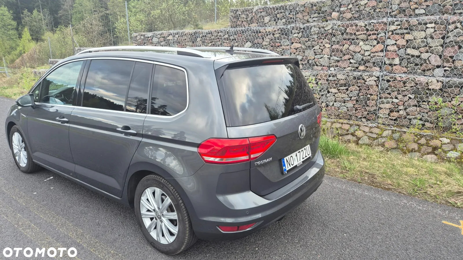 Volkswagen Touran - 6