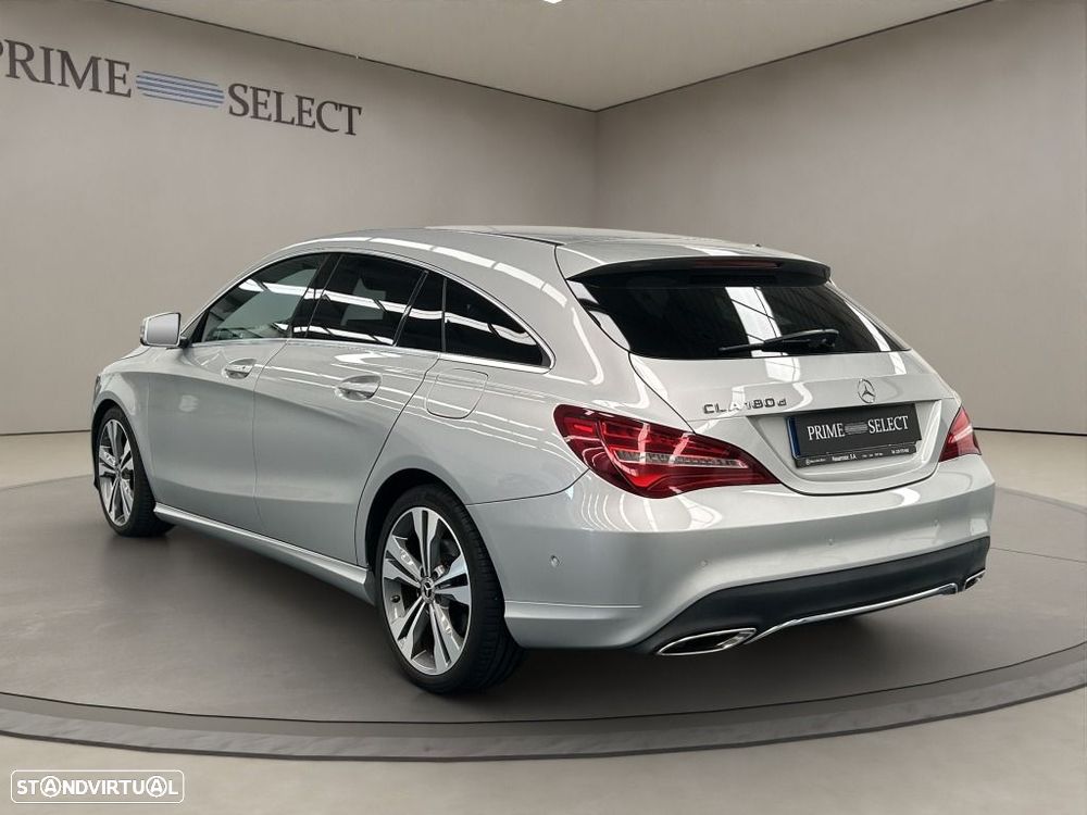 Mercedes-Benz CLA 180 d Shooting Brake - 3