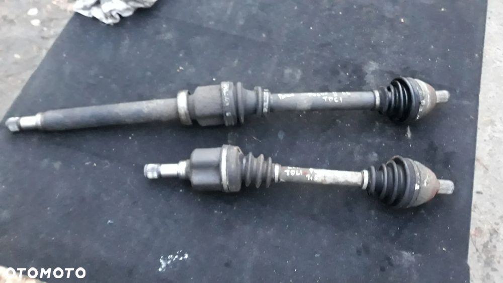 Ford Focus mk2 Volvo s40 v50 1.6 tdci PÓŁOŚ LEWA Prawa - 1