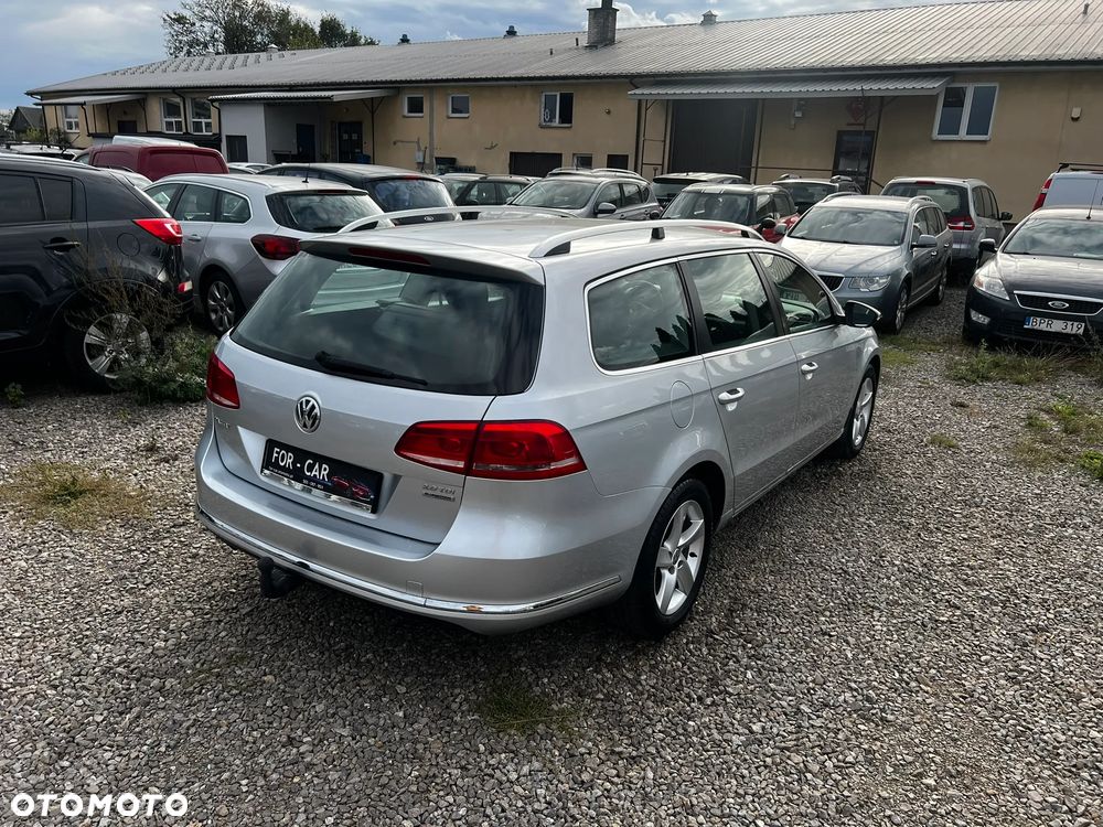 Volkswagen Passat Variant 2.0 TDI BlueMotion Technology Comfortline - 4