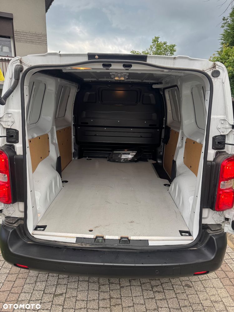 Opel Vivaro - 25