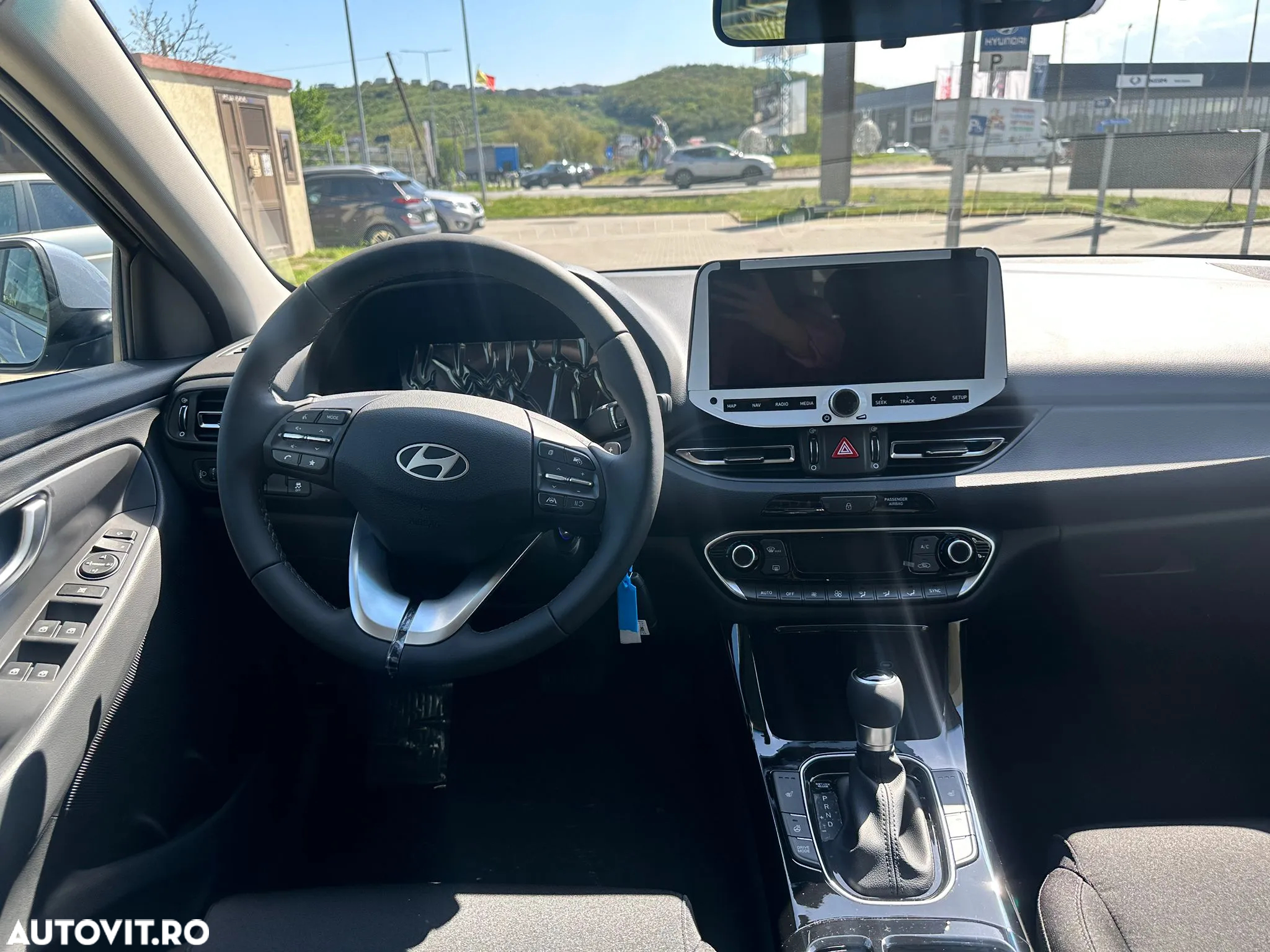 Hyundai i30 Fastback 1.5 T-GDI 140CP 7DCT MHEV Highway - 3
