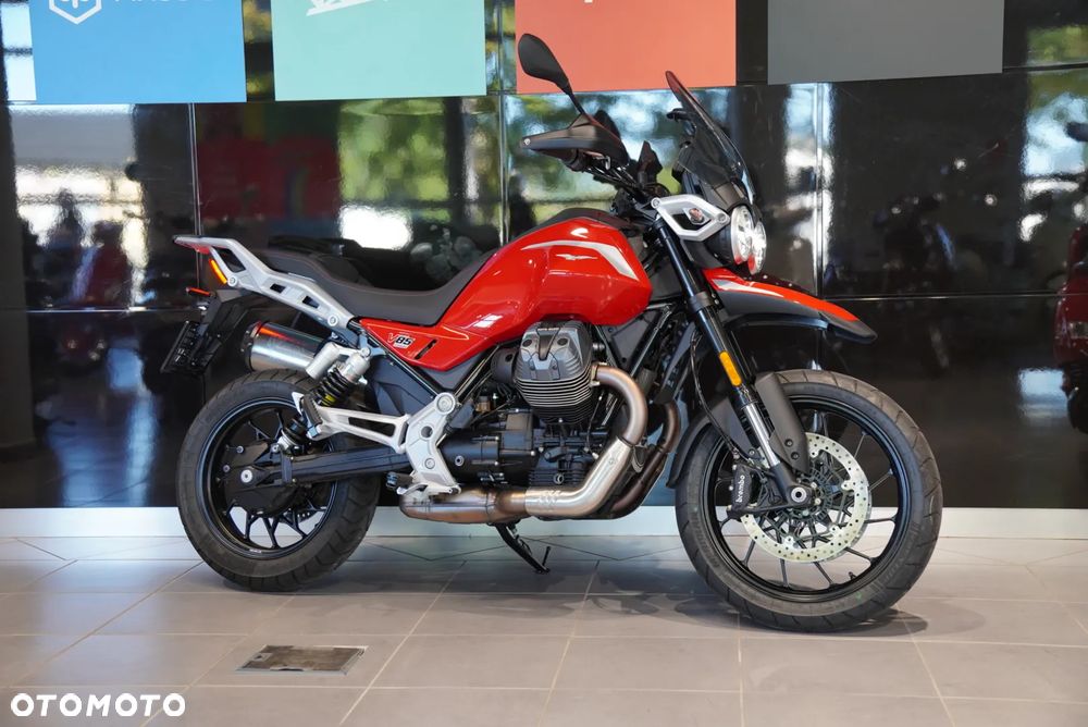 Moto Guzzi V85 - 2