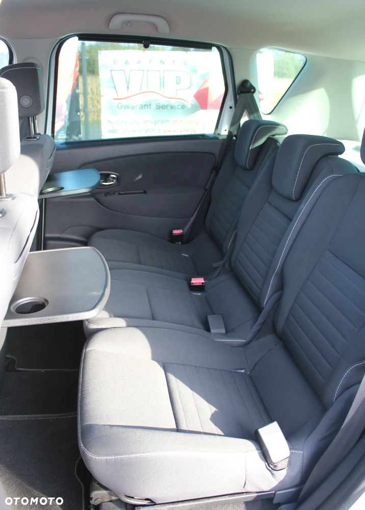 Renault Scenic - 24