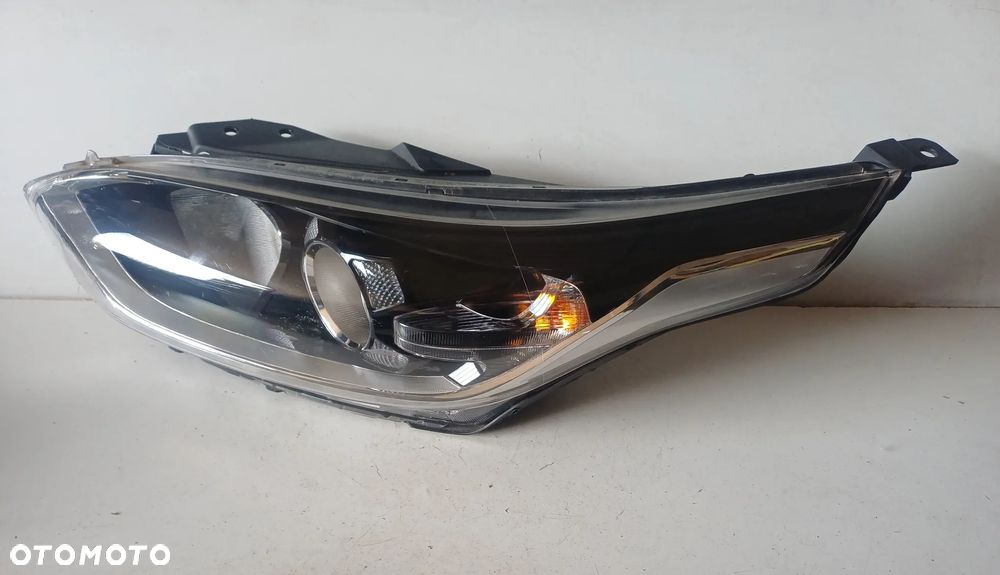 Lampa lewy przod KIA CEED III 3 18- EUROPA - 1