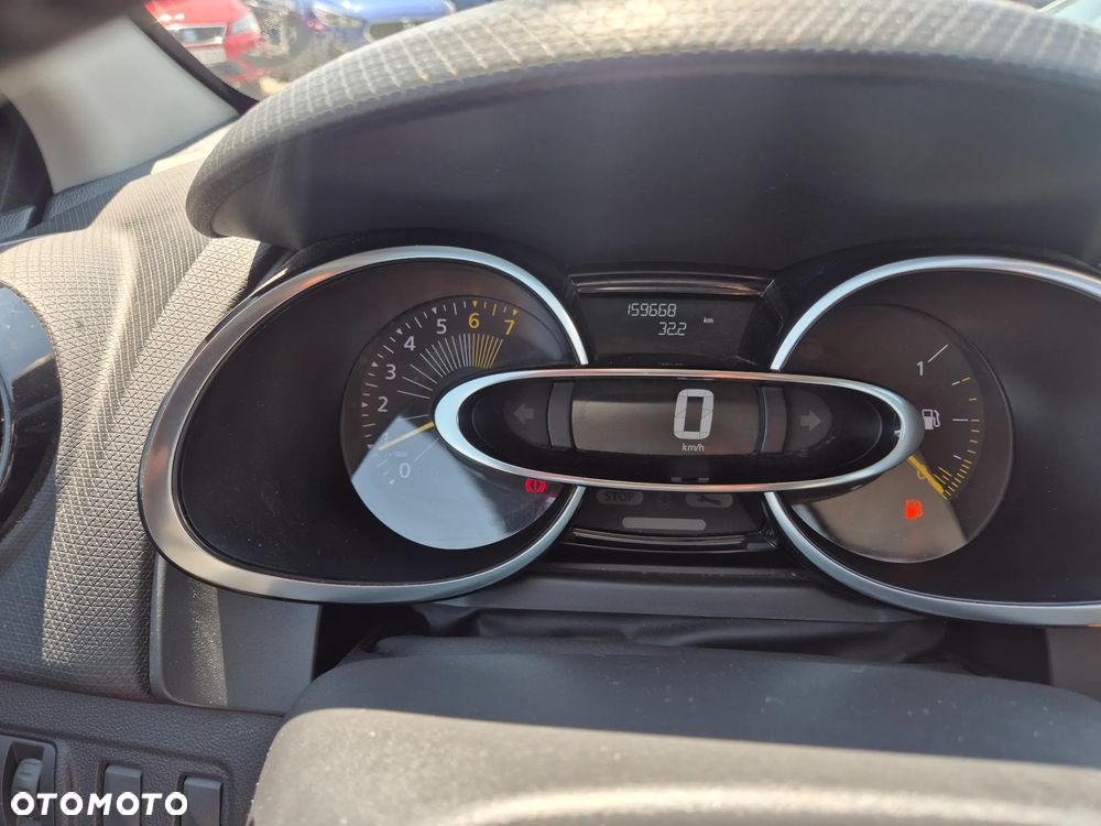 Renault Clio 1.2 16V 75 Authentique - 20