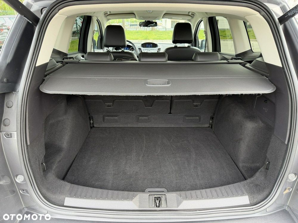 Ford Kuga - 28