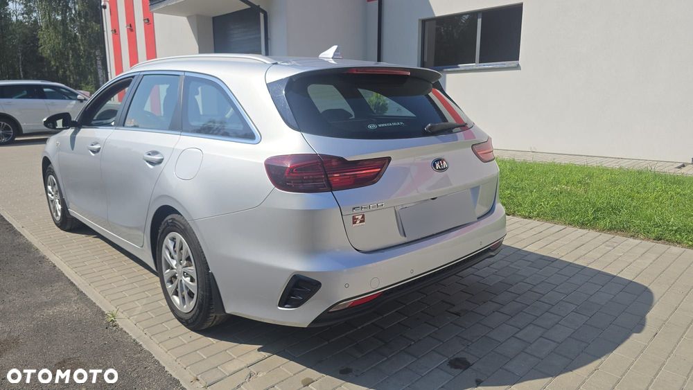 Kia Ceed 1.6 CRDi SCR L DCT - 5