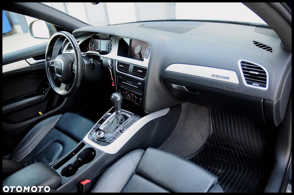 Audi A4 Allroad - 31