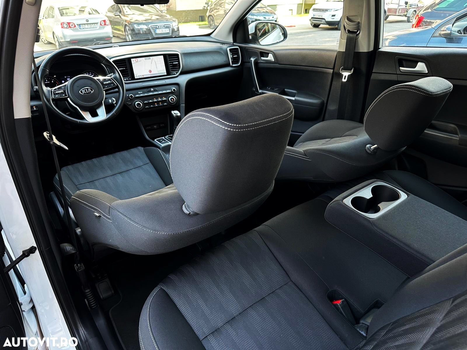 Kia Sportage 1.6 CRDI 2WD Eco-Dynamics+ (48V M-H) Black Edition - 32