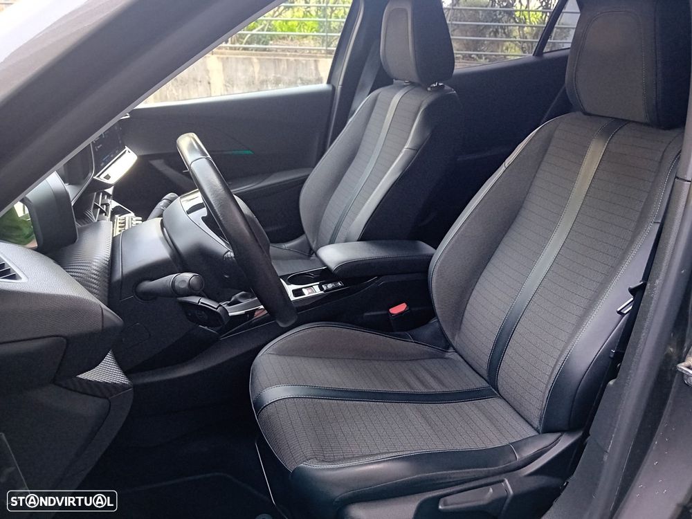 Peugeot 2008 BlueHDi 110 Allure - 17