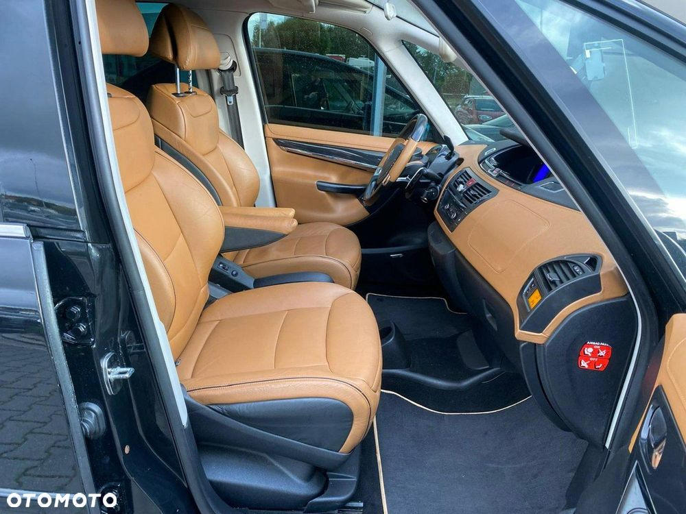 Citroën C4 Picasso 2.0 HDi Equilibre Exclusive Navi MCP - 22