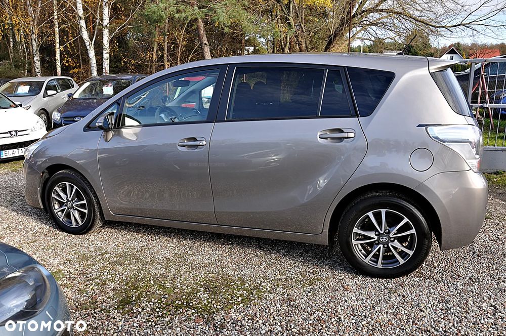 Toyota Verso 1.8 Prestige - 9