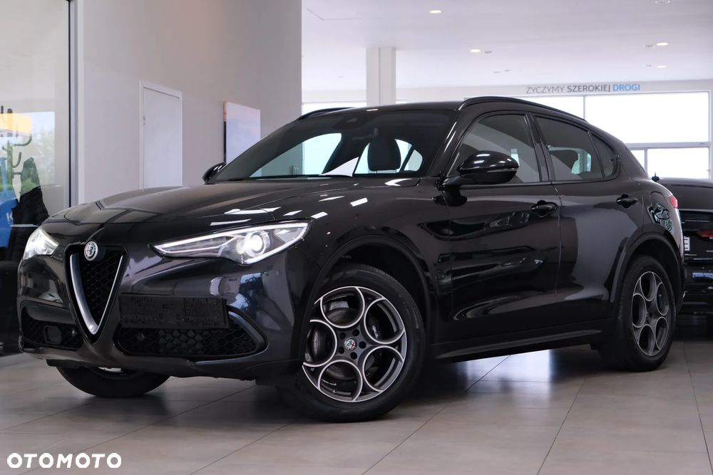 Alfa Romeo Stelvio 2.0 Turbo 16V AT8-Q4 Sprint - 2