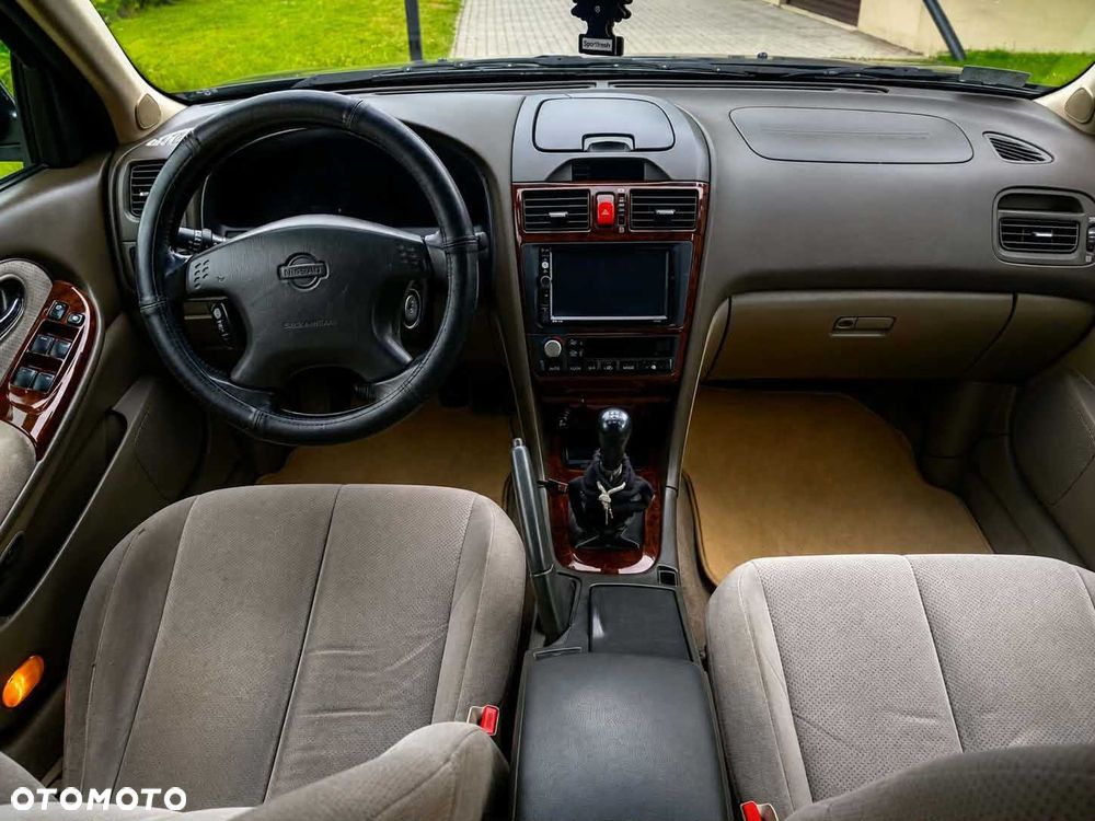 Nissan Maxima - 5