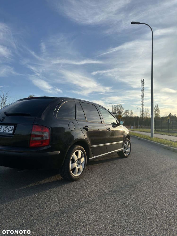 Skoda Fabia 1.4 16V Sportline - 3