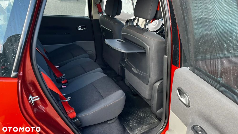 Renault Scenic 1.9 dCi FAP Conquest - 20